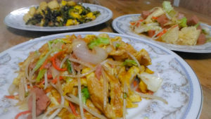ボリューム満点！沖縄家庭料理